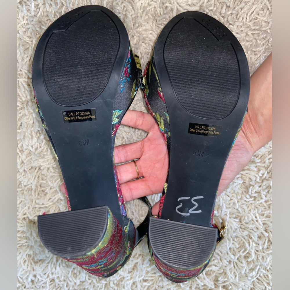 Guess Heels - Picture 6 of 6